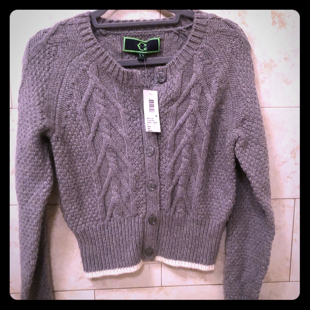 Long sleeve cropped cardigan sweater jacket